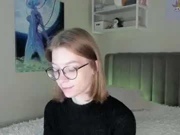 Chaturbate Sex Cam of lunar_sofia