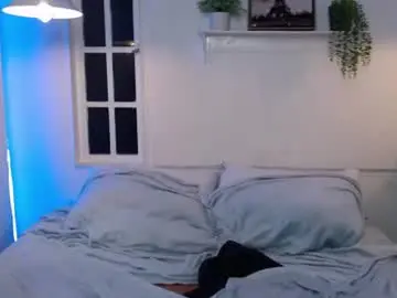 Chaturbate Live Sex Cam of andrea_secret_