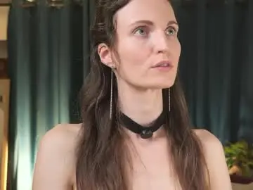 Chaturbate Live Sex Cam of yulladao