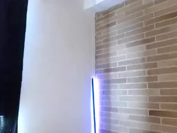 Chaturbate Watch Live Sex Cams of helenacyruss666