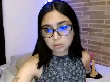 Chaturbate Watch Live Sex Cams of helenacyruss666