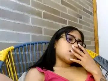 Chaturbate Adult Video Chat of helenacyruss666