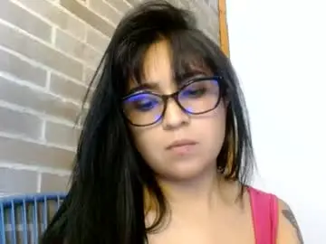Chaturbate Watch Live Sex Cams of helenacyruss666