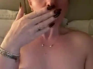 Chaturbate Free Porn Cam of red_head_rosie_69