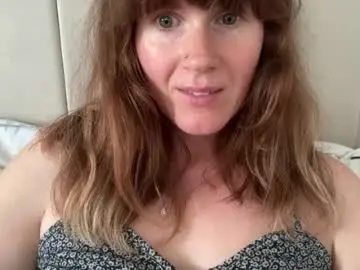 Chaturbate Live Sex of red_head_rosie_69