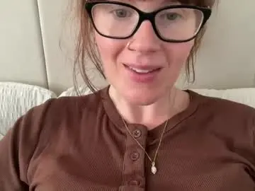 Chaturbate Watch Live Sex Cams of red_head_rosie_69