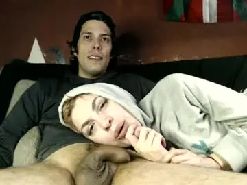 Deepthroat milf cams