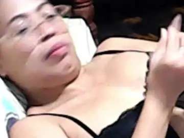 Chaturbate Live Sex Cam of truefilipinabeauty