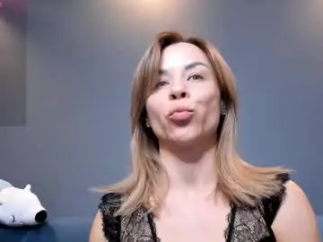 Chaturbate Watch Live Sex Cams of kristinasexyhot