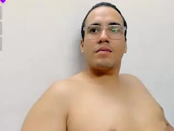 Chaturbate Free Live Porn of vale_n_matt