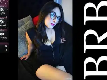 Chaturbate Adult Video Chat of mia_miller17