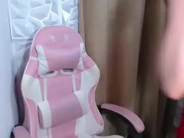 Chaturbate Nude Webcam of urlovelypinay69