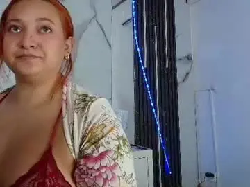 Chaturbate Live Sex Cam of honeyhiips