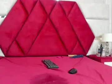 Chaturbate Live Sex Cam of kity_spiderr