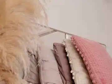 Chaturbate Free Porn Cam of carolina_t