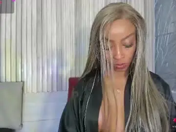 Chaturbate Live Sex Cam of briannachelsea