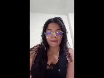 Chaturbate Free Porn Cam of luna107237785