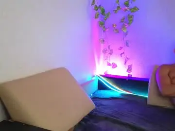 Chaturbate Live Sex Cam of paradisepleasure_