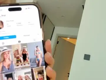 Chaturbate Live Sex Cam of yesonee