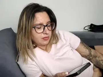 Chaturbate Adult Video Chat of larysalovexxx94