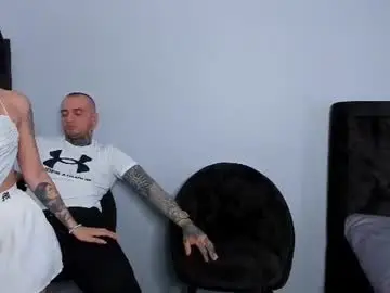 Chaturbate Free Porn Cam of carry_and_mister_big