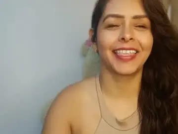 Chaturbate Sex Chat of kiaraluxe_17