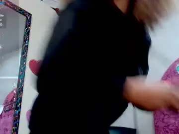 Chaturbate Best live sex cam show of litzy_curly