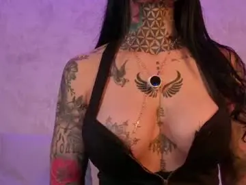 Chaturbate Live Sex of mia_hill1_