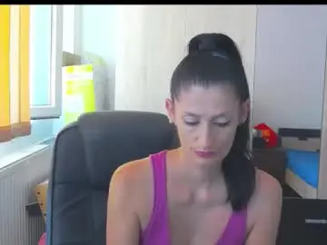 Chaturbate Sex Cam of wildbea23