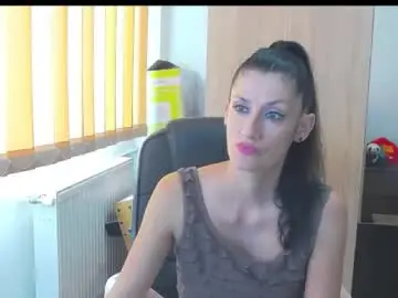 Chaturbate Best live sex cam show of wildbea23