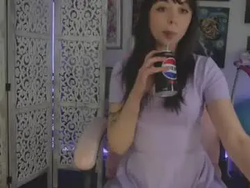 Chaturbate Watch Live Sex Cams of makiyahbelle2