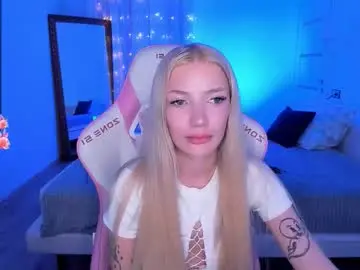 Chaturbate Live Sex Cam of anyataylorr
