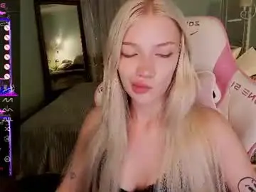 Chaturbate Live Sex Cam of anyataylorr