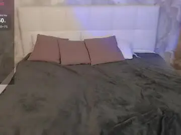 Chaturbate Live Sex Cam of crazyy_girl_