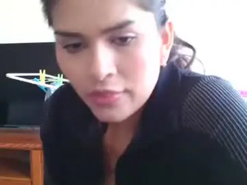 Chaturbate Sex Chat of emmie_xxx