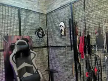 Chaturbate Live Sex Cam of evaa_bdsm