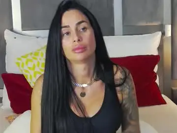 Chaturbate Live Sex Cam of laravoss