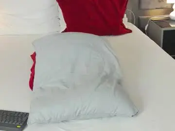 Chaturbate Sex Cam of laravoss