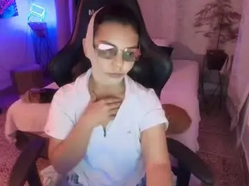 Chaturbate Adult Video Chat of thays_mawakye01