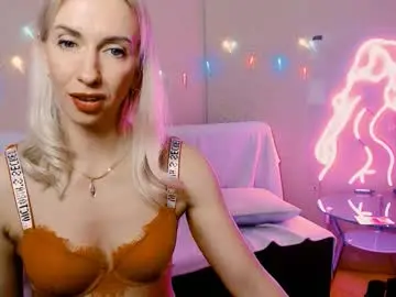 Chaturbate Adult Webcam of cute_smile_shy