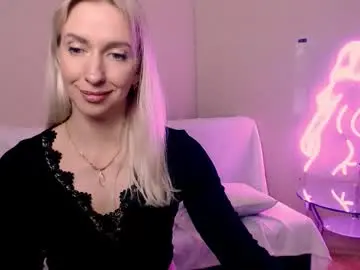 Chaturbate Free Live Porn of cute_smile_shy