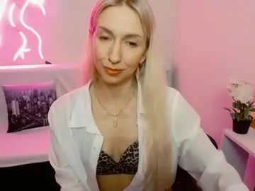 Chaturbate Nude Webcam of cute_smile_shy