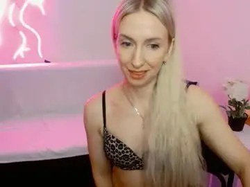 Chaturbate Adult Video Chat of cute_smile_shy