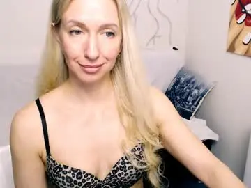 Chaturbate Live Sex of cute_smile_shy