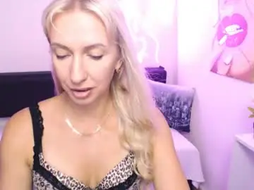 Chaturbate Adult Video Chat of cute_smile_shy