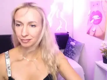 Chaturbate Free Live Porn of cute_smile_shy