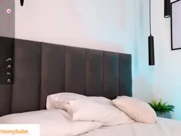 Chaturbate Live Porn of harmonybabe_