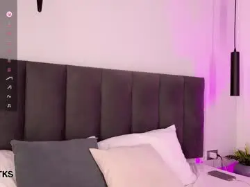 Chaturbate Free Live Porn of harmonybabe_