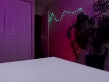 Chaturbate Watch Live Sex Cams of oliviaowens