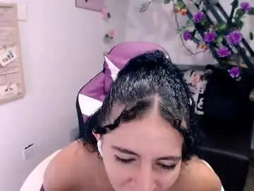 Chaturbate Watch Live Sex Cams of samantha2girl